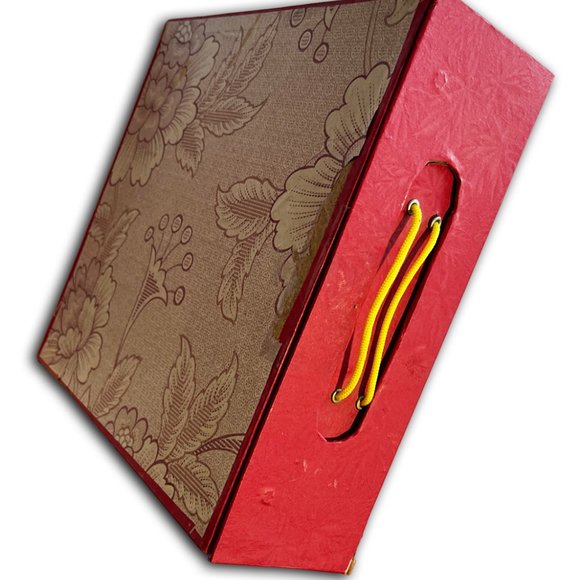 Vintage Chinese Teapot/Six Teacups in Display Case, Blue & White, REDUCED! - Picture 11 of 11